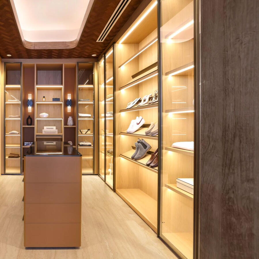 Walk in Closets